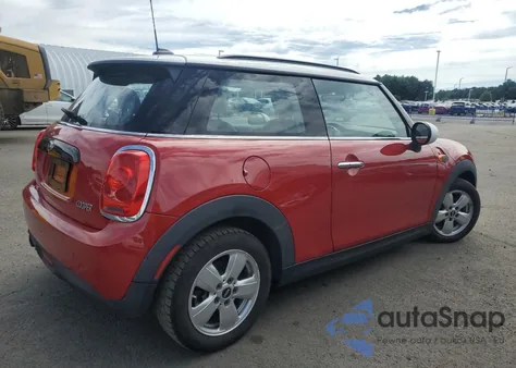 2016 Mini Cooper z USA, uszkodzony, nr VIN WMWXP5C52G3B76538